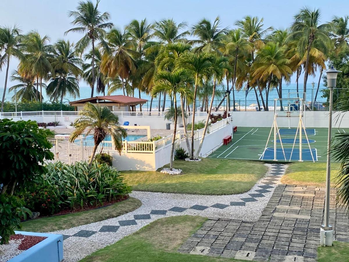 Hobie Oceanfront Apartment At Isla Verde San Juan Exterior photo