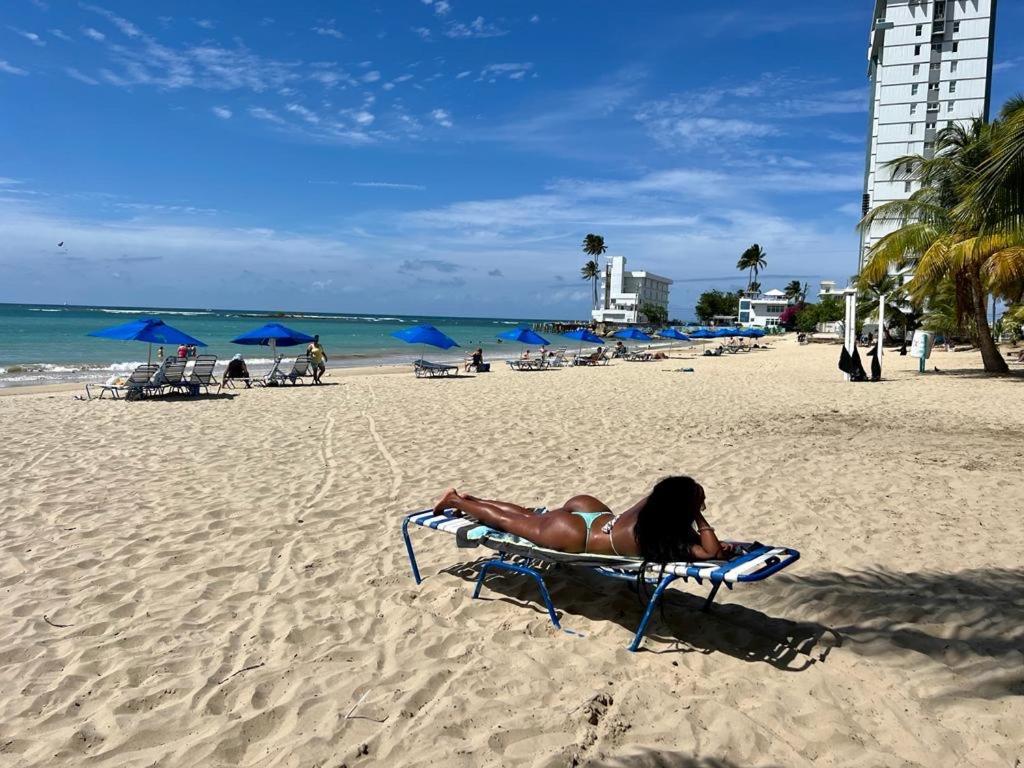 Hobie Oceanfront Apartment At Isla Verde San Juan Exterior photo