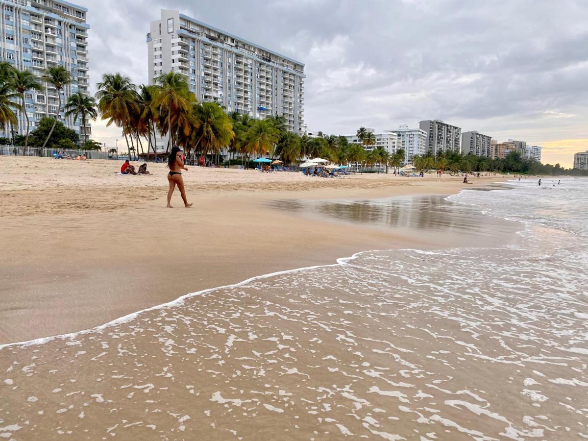 Hobie Oceanfront Apartment At Isla Verde San Juan Exterior photo